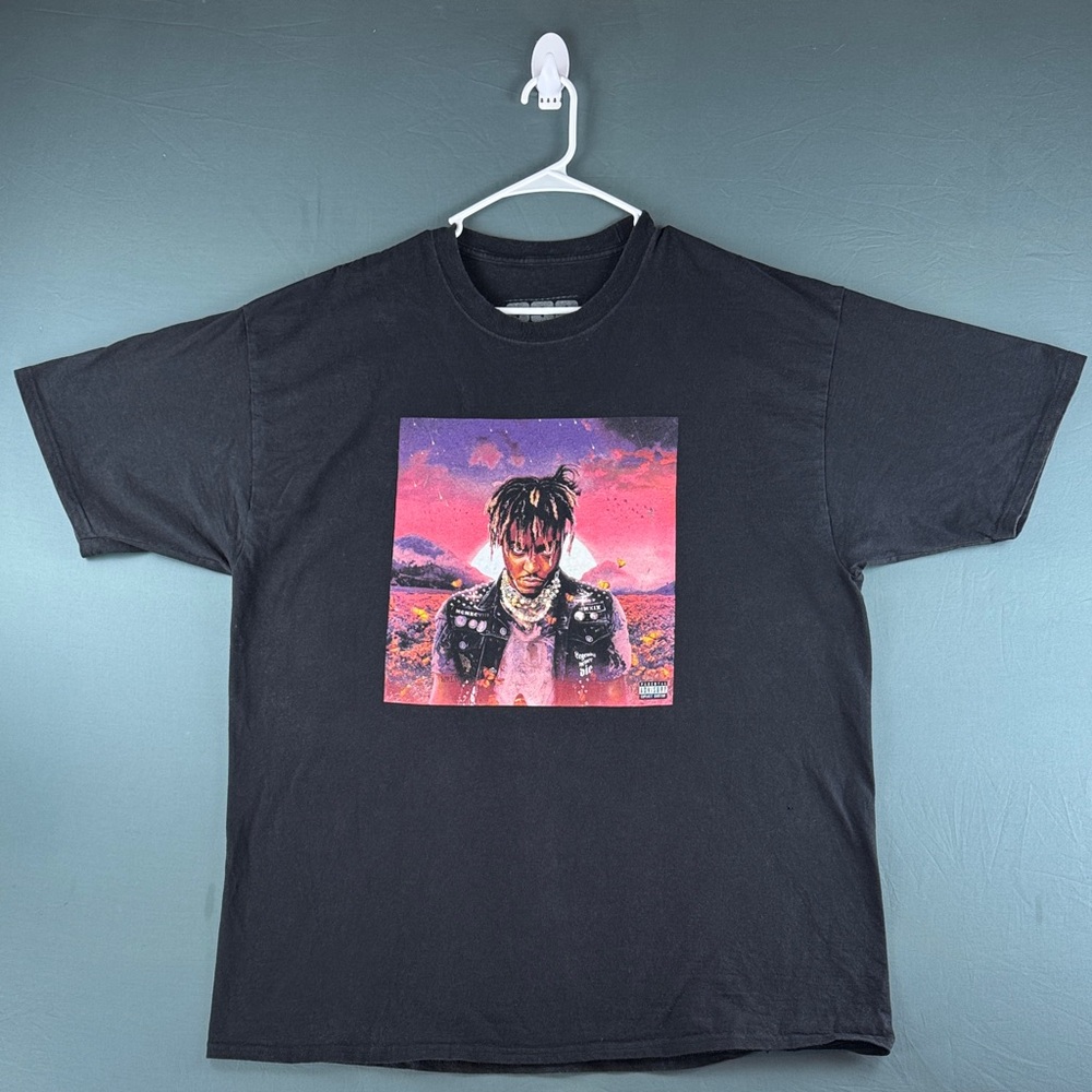 Juice WRLD’s “Legends Never Die” Black Graphic T-Shirt with Pink Landscape Print